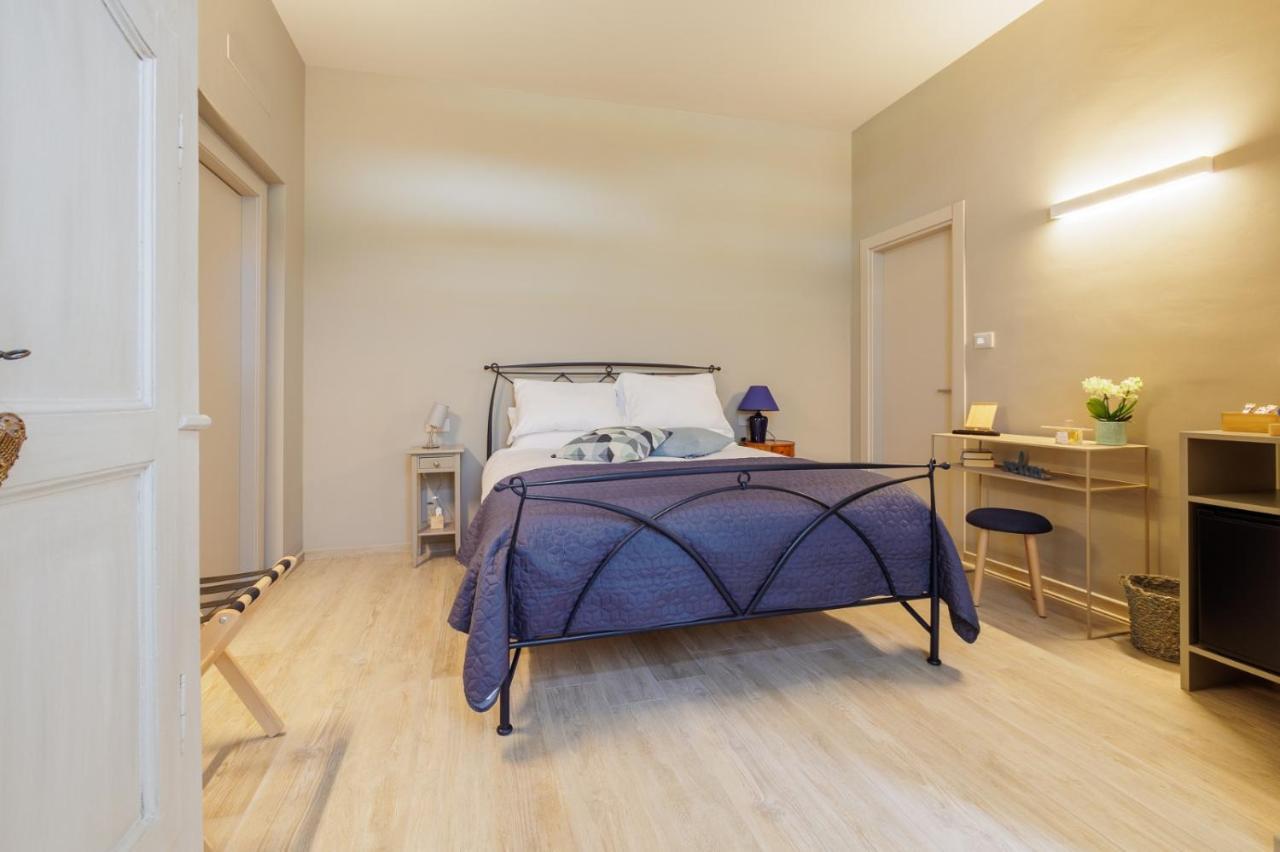 Interno 6 Guest House Cuneo Exterior foto